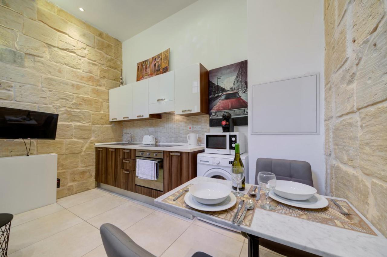 Tritoni Harbour Suites - Valletta Exterior photo